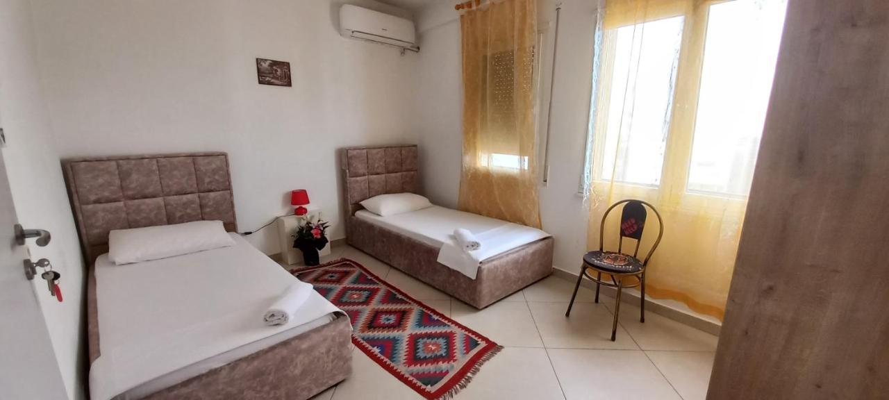 Guesthouse Bela Тирана Экстерьер фото